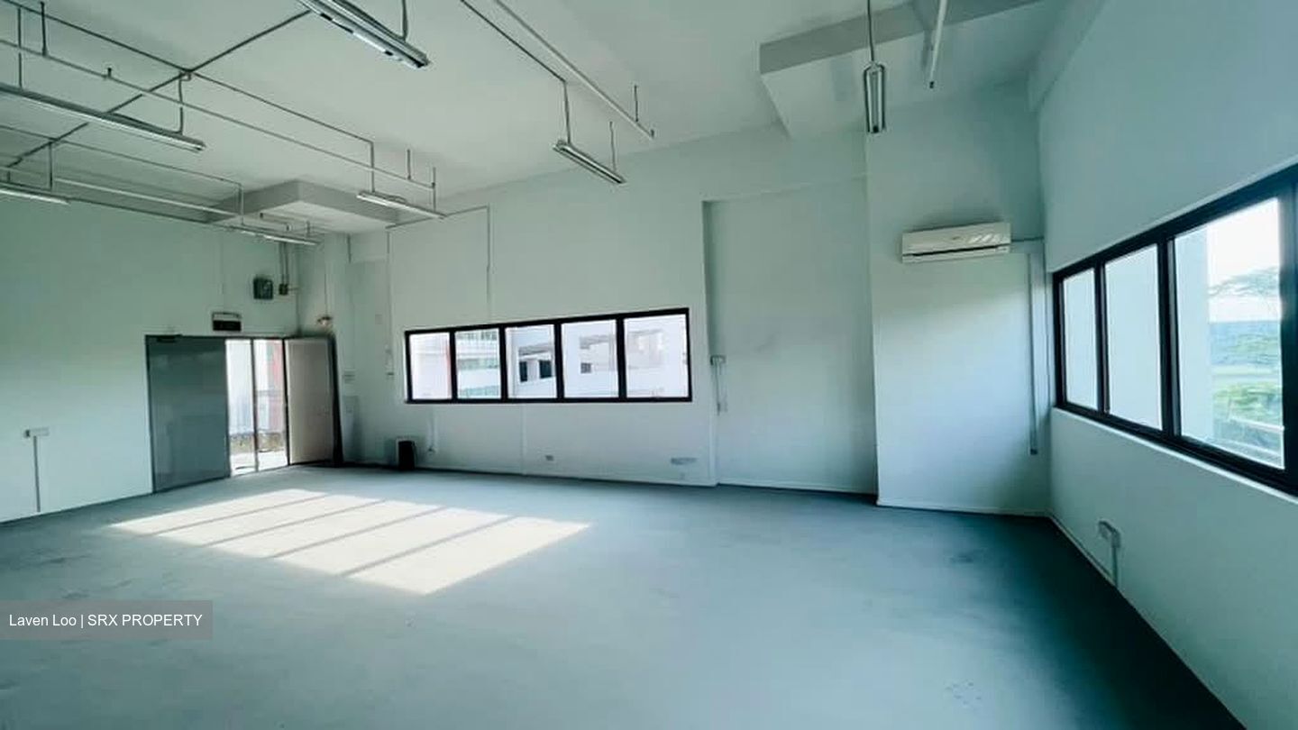 Premier @ Kaki Bukit (D14), Factory #570473411